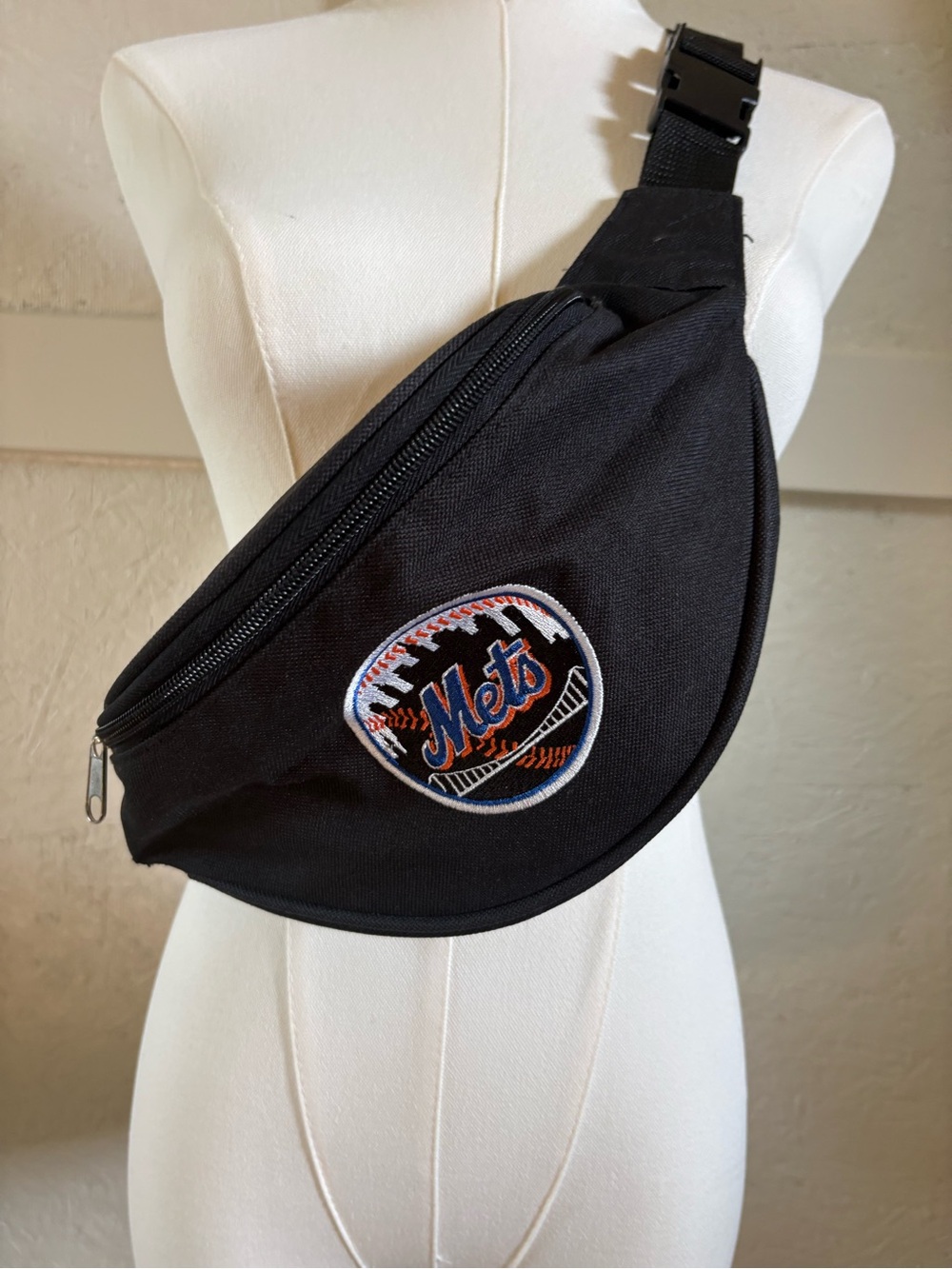 Vintage MLB  Mets Logo Sling Belt Bag Fanny Pack